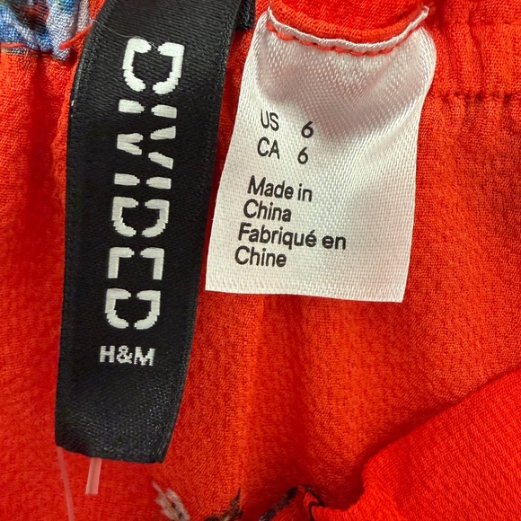 H&M Red Off-Shoulder Floral Blouse - Picture 3 of 4